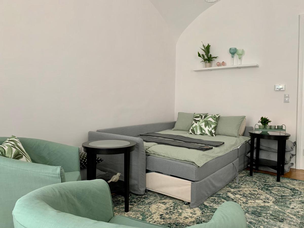 Forst-Haz Apartman Eger Ngoại thất bức ảnh